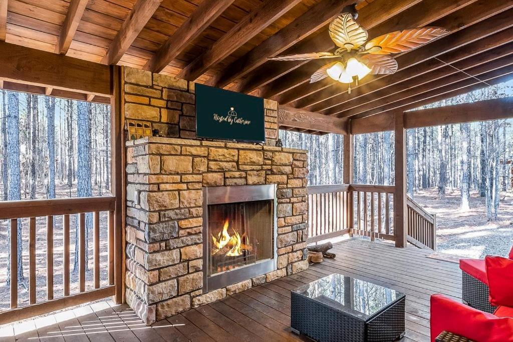 Large Luxury 2Br Cabin W Hot Tub Double Trouble Was Designed For Fun Comfort And Memories Minutes From Buzzling Hochatown And Beautiful Beaver Bend State Park Broken Bow Exteriér fotografie