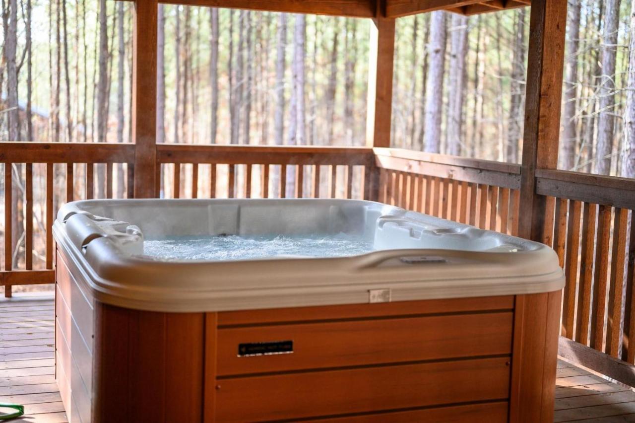 Large Luxury 2Br Cabin W Hot Tub Double Trouble Was Designed For Fun Comfort And Memories Minutes From Buzzling Hochatown And Beautiful Beaver Bend State Park Broken Bow Exteriér fotografie
