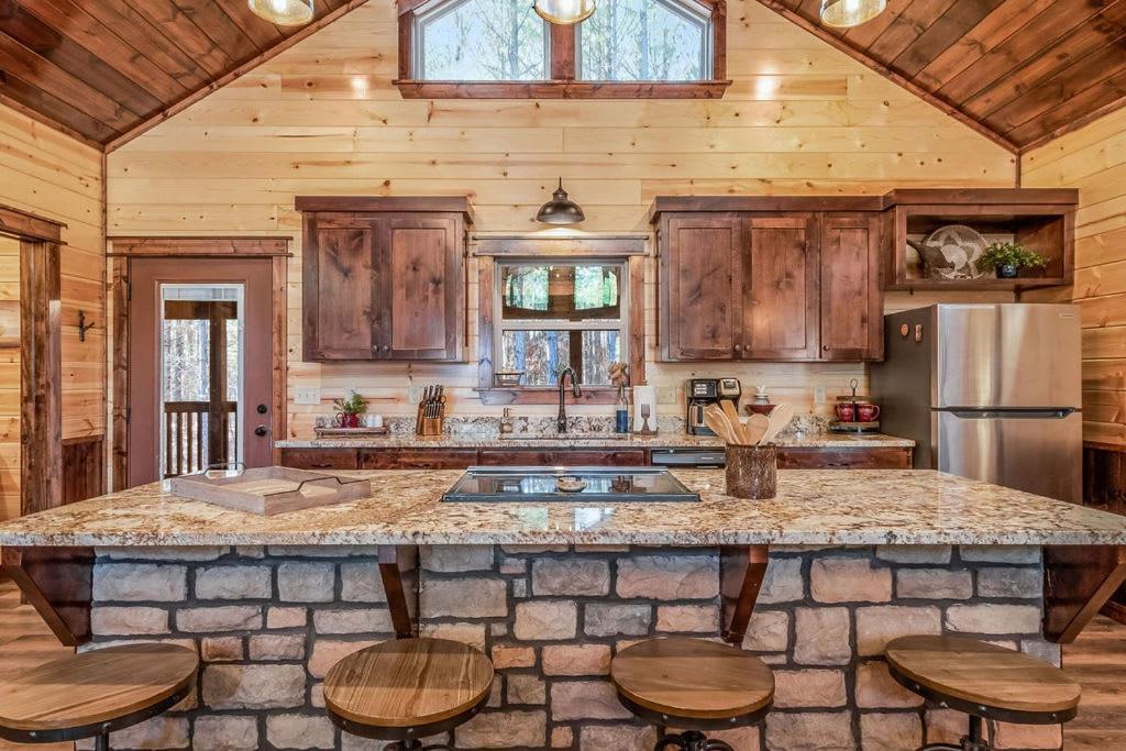 Large Luxury 2Br Cabin W Hot Tub Double Trouble Was Designed For Fun Comfort And Memories Minutes From Buzzling Hochatown And Beautiful Beaver Bend State Park Broken Bow Exteriér fotografie