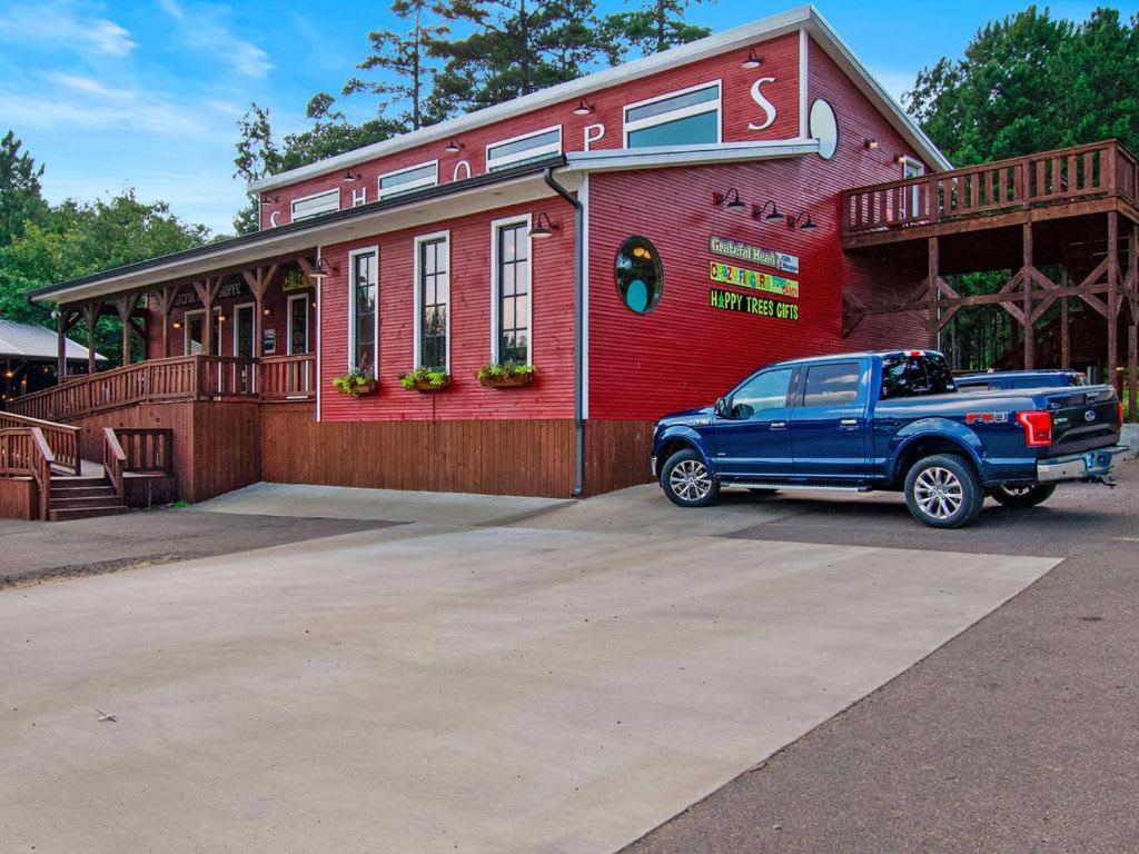 Large Luxury 2Br Cabin W Hot Tub Double Trouble Was Designed For Fun Comfort And Memories Minutes From Buzzling Hochatown And Beautiful Beaver Bend State Park Broken Bow Exteriér fotografie