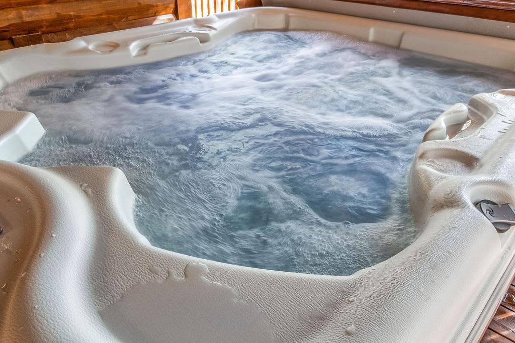 Large Luxury 2Br Cabin W Hot Tub Double Trouble Was Designed For Fun Comfort And Memories Minutes From Buzzling Hochatown And Beautiful Beaver Bend State Park Broken Bow Exteriér fotografie